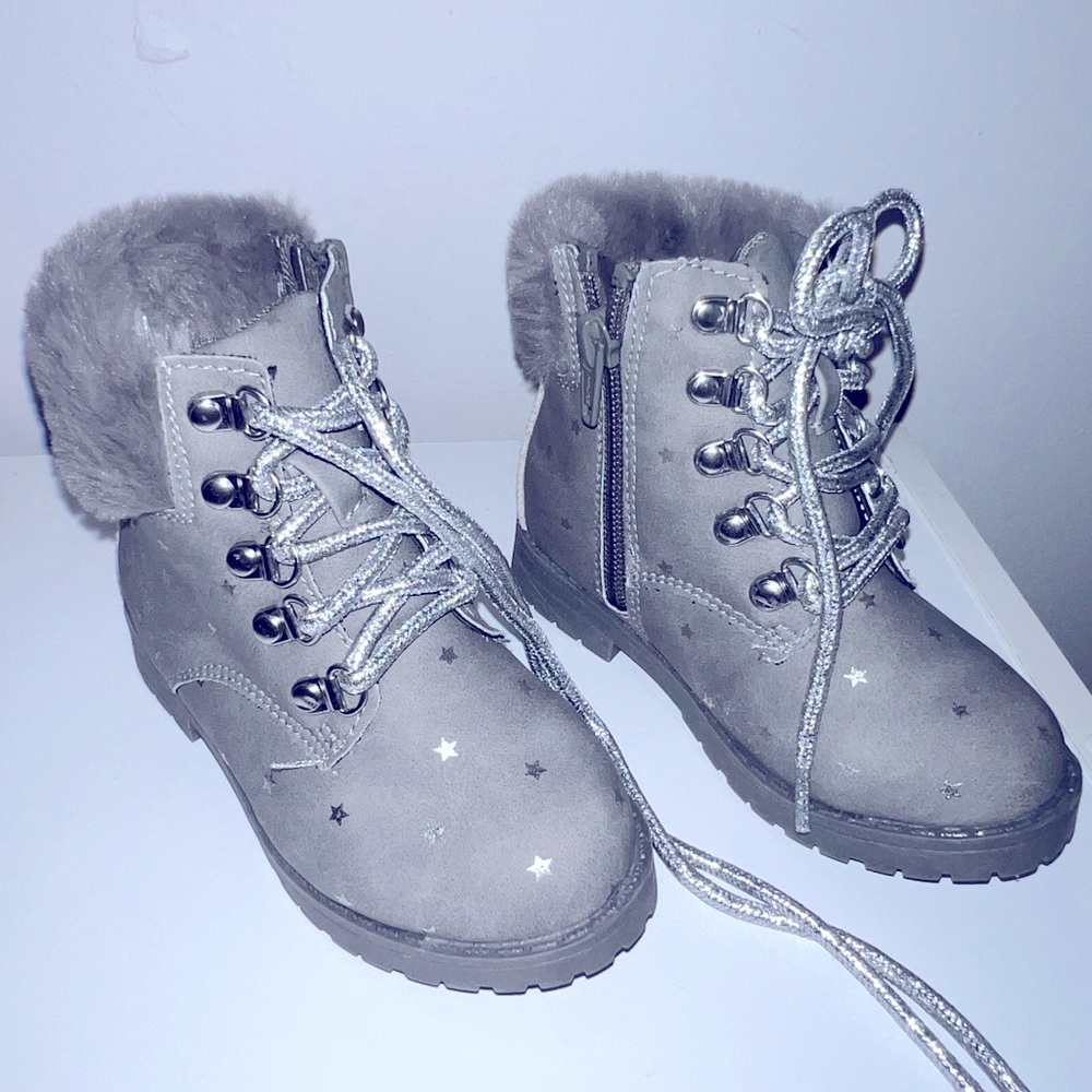 Size 7 Toddler Falls Creek boots